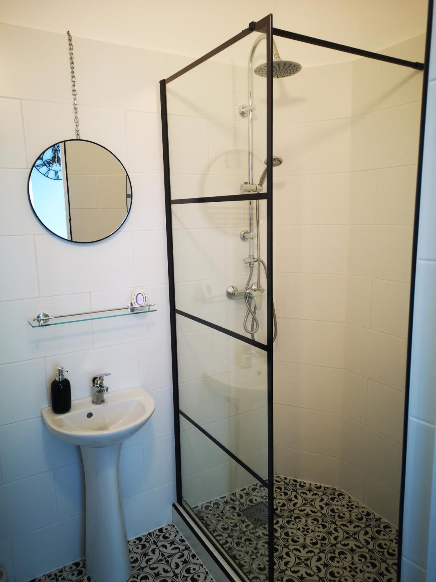 Weisz Apartment-City Center-Free Private Parking,Wifi,Ac Carei Exterior foto